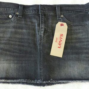 Levi's Authentic Mini Skirt SIZE 26 NWT